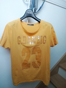 半袖Tシャツ noyeノエット　黄色+オレンジ色　ロゴ　サイズ表記1