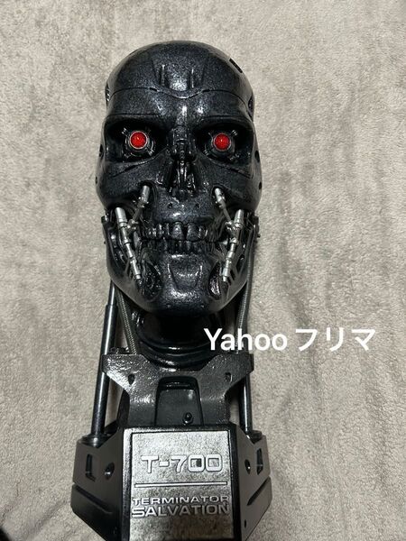 ターミネーター 4 T-700 ライフサイズバスト サイドショウ