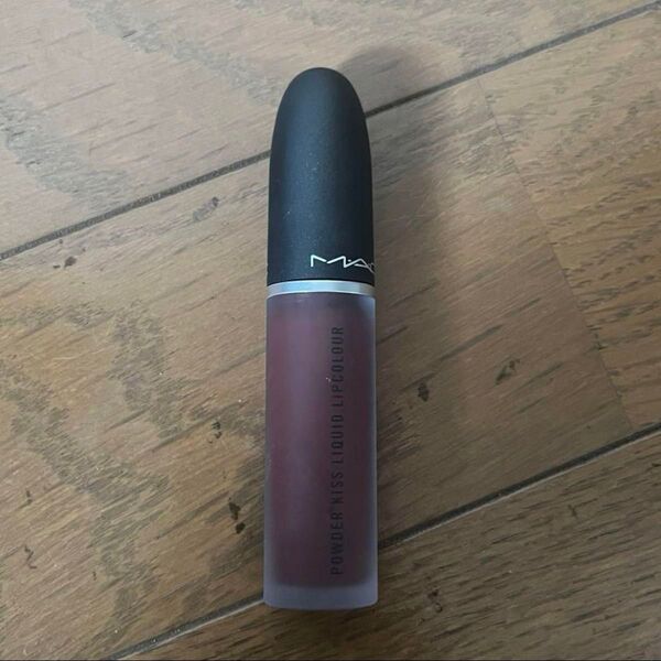 MAC パウダーキスリキッドリップカラー プリティー プリーツ! マットリップ