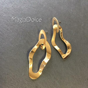  free shipping *MagiaDolce 5166*gold W deformation hoop earrings Gold earrings double hoop earrings gold volume earrings lady's earrings 