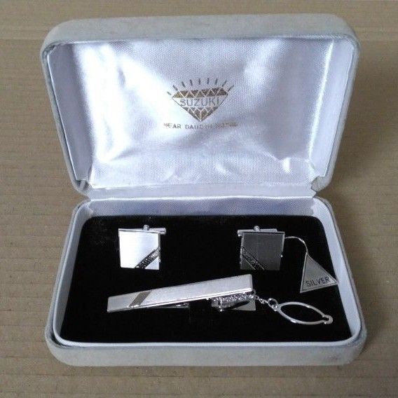 ネクタイピン カフス セット(銀製品)