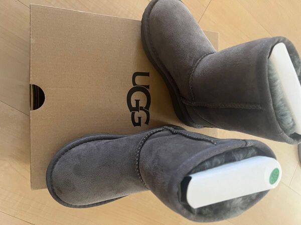 UGG ムートンブーツ グレー 17cm