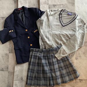 制服 まとめ売り