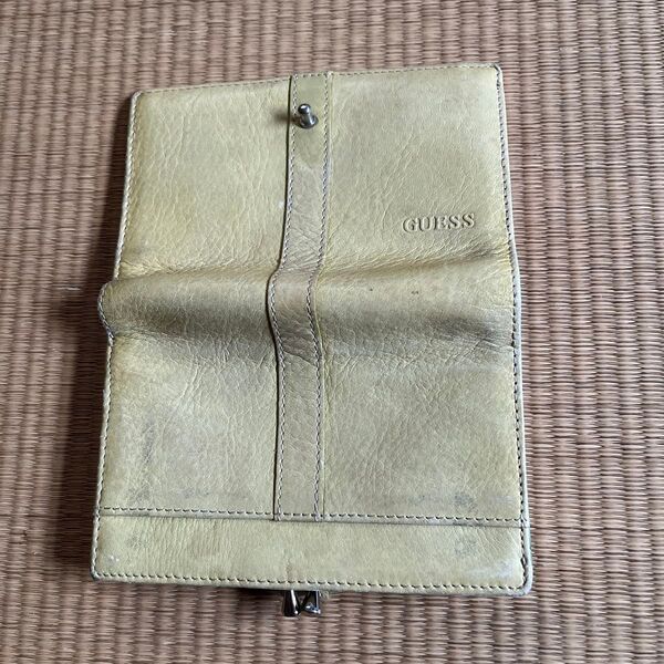 GUESS折財布
