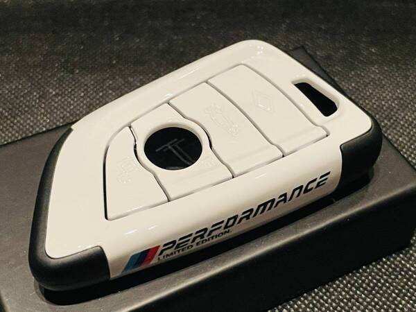 ★★送料込★BMW スマートキーケース キーカバー キーケース★ホワイト★G20 G30 F15 F16 G01 G02 G05 G07 F34