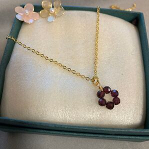 お値段改定!パープルガーネットの可愛いネックレス k16gpチェーン