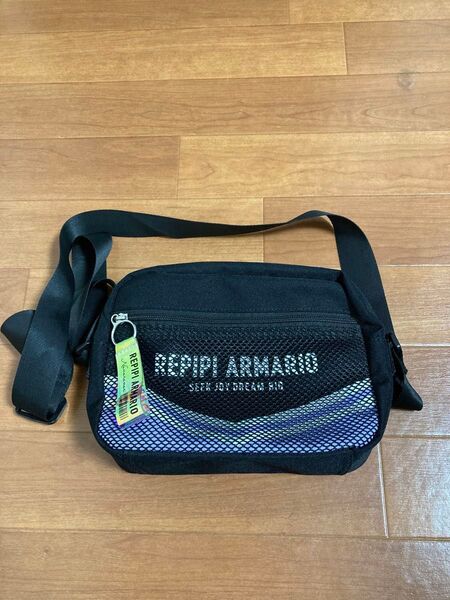 レピピアルマリオ ポーチ ポシェット REPIPI ARMARIO