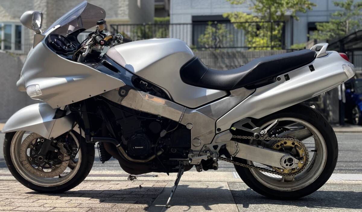 Yahoo!オークション -「zzr1100」(部品取り車) (オートバイ車体 Yahoo!オークション -「zzr1100」(部品取り車) (オートバイ車体