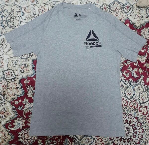 リーボック トレーニングTシャツ メンズXS