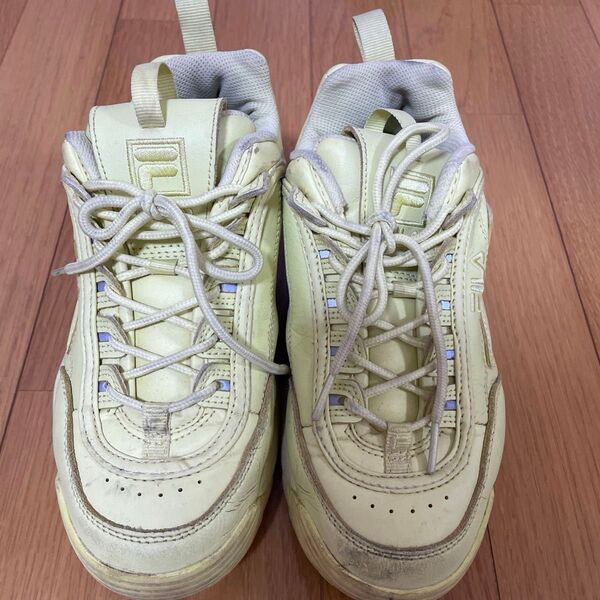 FILA スニーカー