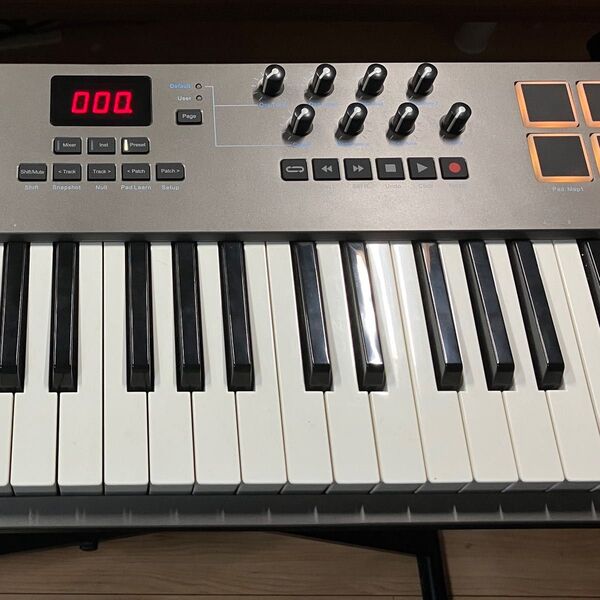 nektar impact lx88+ midiキーボード