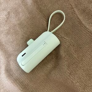 モバイルバッテリー