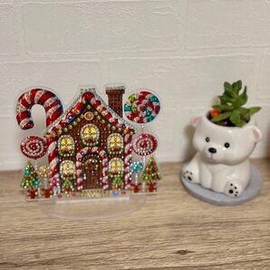 【ダイヤモンドアート完成品】クリスマスお菓子の家のオブジェ