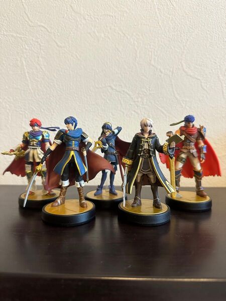 スマブラ amiibo アミーボ 大乱闘スマッシュブラザーズ ファイアーエンブレム ロイ マルス ルキナ アイク ルフレ
