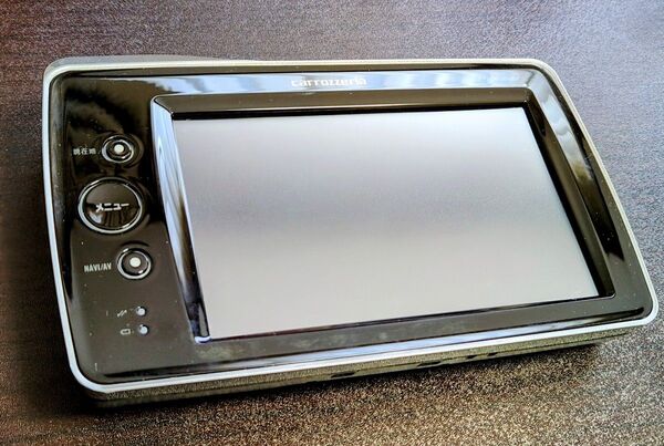 カロッツェリアエアーナビ AVIC-TO5 ポータブルナビ ジャンク 起動不可
