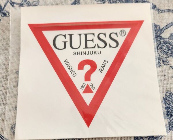 GUESS 新宿店 ステッカー