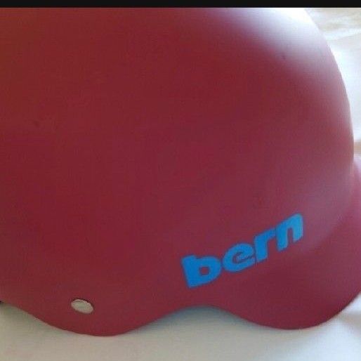 bern ヘルメット