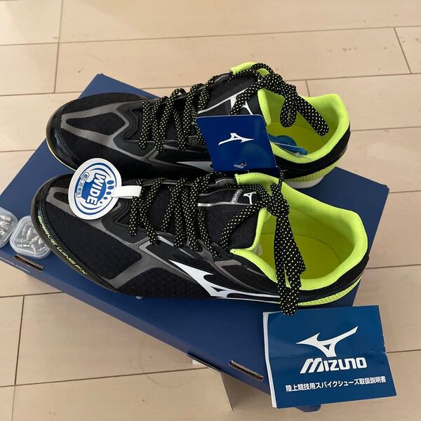 【陸上スパイク】BRAVE WING 26.5センチ、7mmピン(2セット)付き