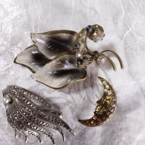 イギリスビンテージ ブローチ3点セット /波形マーカサイト ・白黒ラインストーン葉っぱ形・月の横顔/ 英国アンティーク