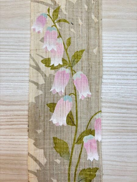 細タペストリー 蛍袋