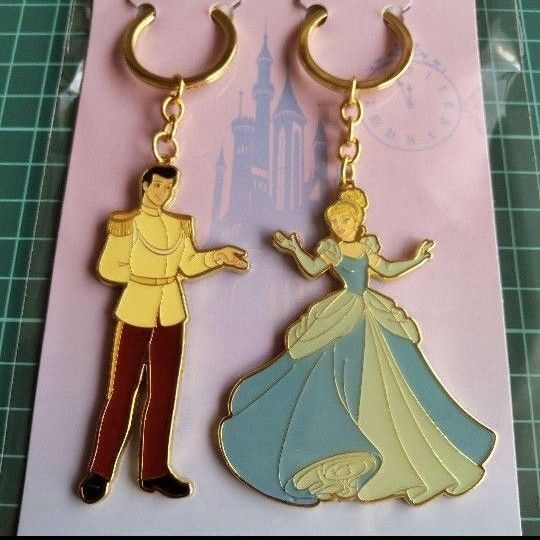 ディズニー シンデレラ キーホルダー プリンセス ペア