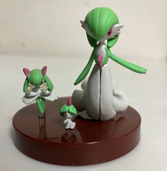 ポケモン 立体ポケモン図鑑 ラルトス キルリア サーナイト