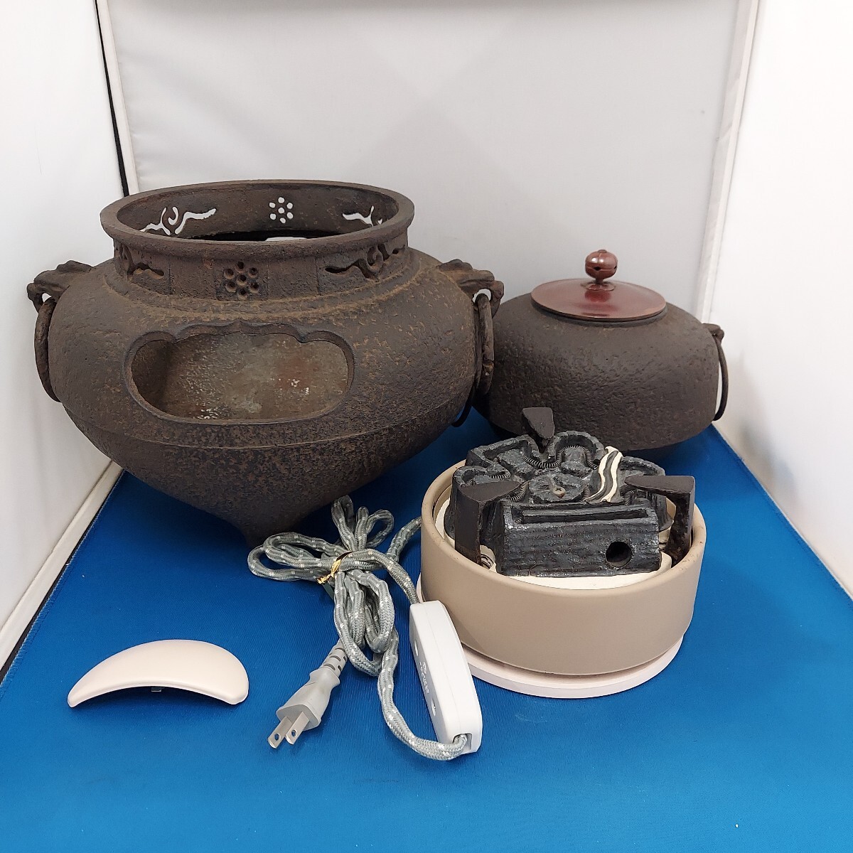 Yahoo!オークション -「茶釜 風炉 電熱器」の落札相場・落札価格 Yahoo!オークション -「茶釜 風炉 電熱器」の落札相場・落札価格