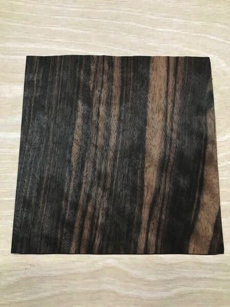 黒檀突板10枚、送料無料!天然木200mm×200mm×0.2mmDIY工作ギター楽器テーブル脚インテリア家具ハンドメイド棚アンティーク調リメイク椅子