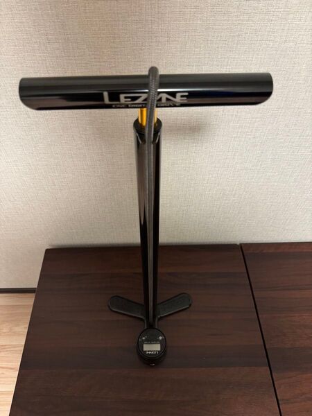LEZYNE フロアポンプ CNC DIGITAL FLOOR DRIVE