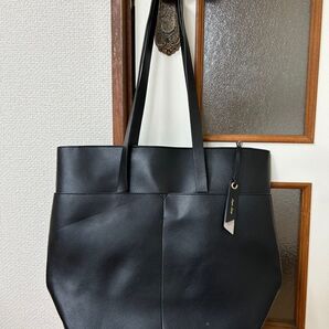 Legato Largo レガートラルゴ かるいかばん A4 縦型 トートバッグ 黒