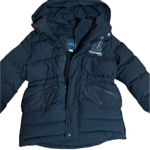 MLB ニューヨーク ヤンキース 黒(ブラック)ダウンコート キッズ120cm 目立って汚れなし