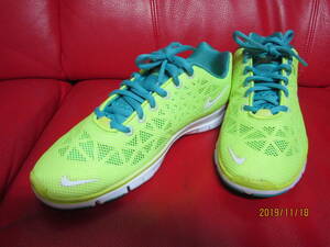 Nike Breathe Tr Fit3 24.0см хорошо