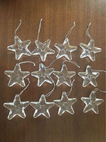 【クリスマス】星のオーナメント 12個 透明で綺麗! ツリーでも窓辺でも素敵 クリア