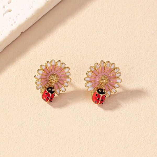 テントウムシ お花 ピアス