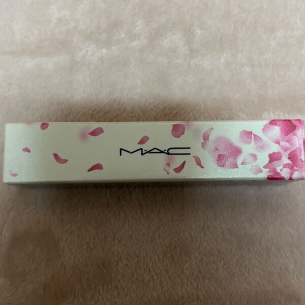 マック M・A・C リップガラス #チェリー モチ