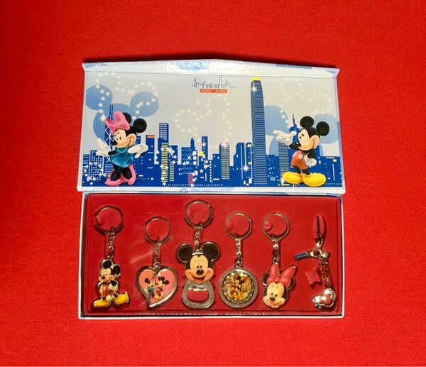 ★ディズニー ミッキーマウス キーホルダー 香港ディズニー 限定品