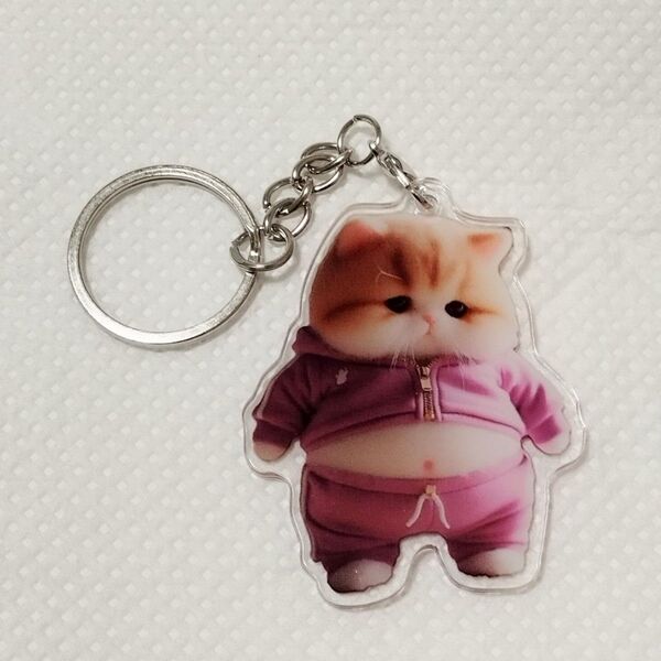 在庫ラスト!【新品】アクリルキーホルダー お腹がだらしない猫/メタボ