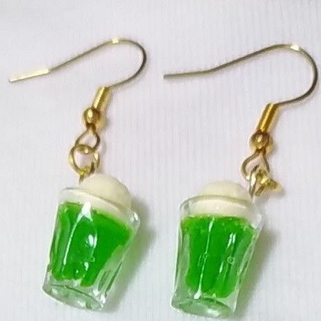 メロンクリームソーダ ピアス