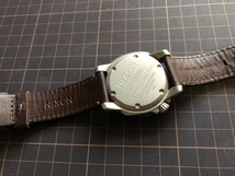 レア 良品 NIXON ニクソン THE RANGER 40 LEATHER 15K ブラック×ゴールド系ダイアル 純正革ベルト クオーツ メンズ 腕時計_画像6