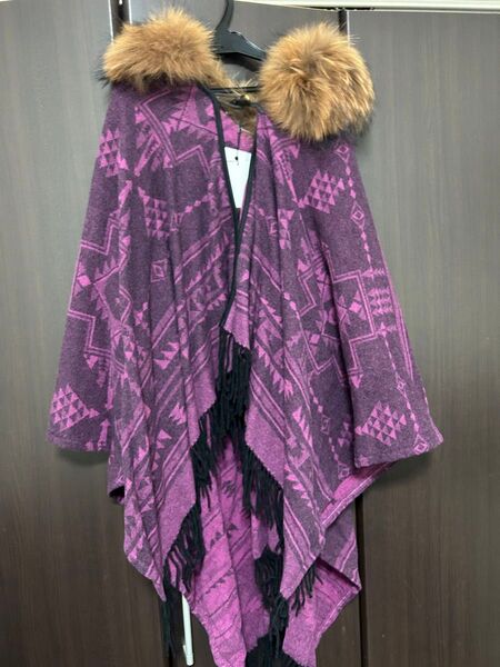 【未使用】定価5万以上 ヒステリックグラマー マントコート ファー ポンチョ ストール ポンチョ