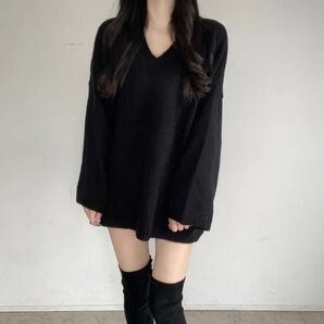 黒 Vネック オーバーサイズ ニット