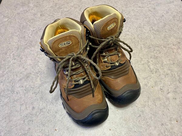 KEEN リッジフレックスミッドウオータープルーフ 1026616 レディス 24cm