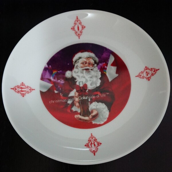 新品!非売品!コカ・コーラ「クリスマスケーキプレート」小皿 サンタクロース柄