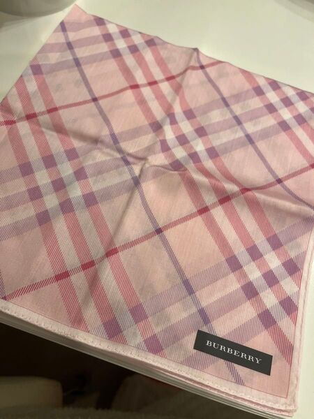 新品未使用 Burberry 大判ハンカチ スカーフ ハンカチ ノバチェック