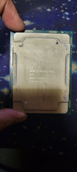 Xeon GOLD5122 ジャンク扱い