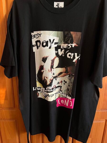 LiSA Tシャツ