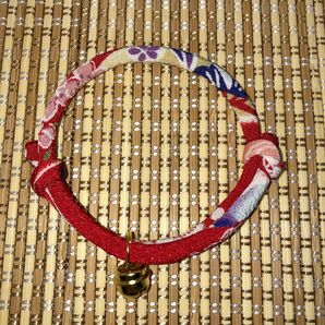 和風 猫の首輪 ちりめん細紐(子猫〜小柄な成猫用)緋桜赤