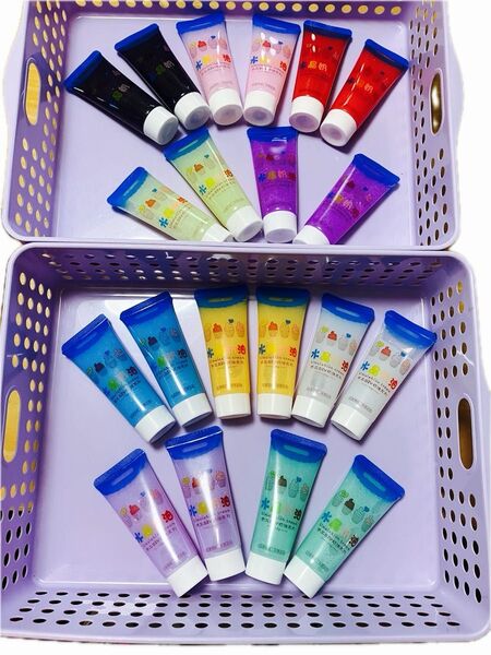 激安 大人気 半透明ラメタイプ☆ホイップデコ☆クリーム10色 50ml 20本 最安値に挑戦 絞り口20個付き パーツオマケ付き
