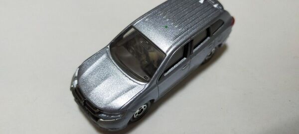 トミカ No70アウトランダーPHEV