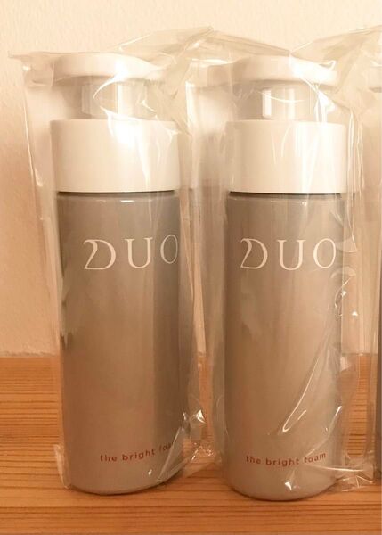 【新品】DUO ザ ブライト フォーム 38g 2本セット